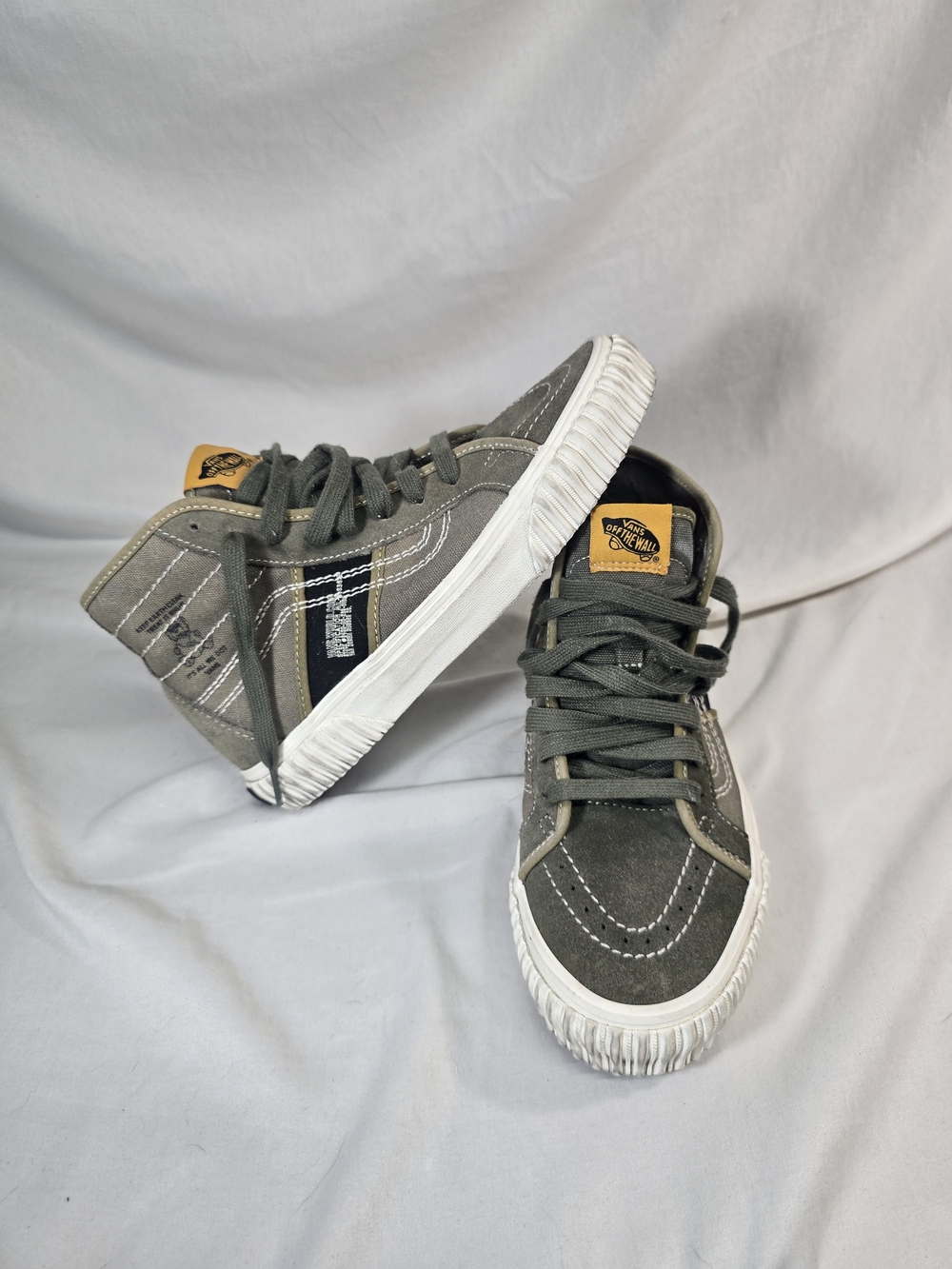 VANS Sk8-Hi Gym Issue World Code Sneakers Size 7 Shoes 721356 EUC Green Black